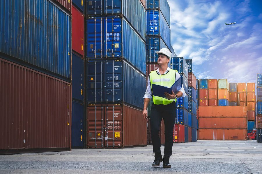 The Role of Customs Brokers in the Clearance Process: How They Can Help Your Business